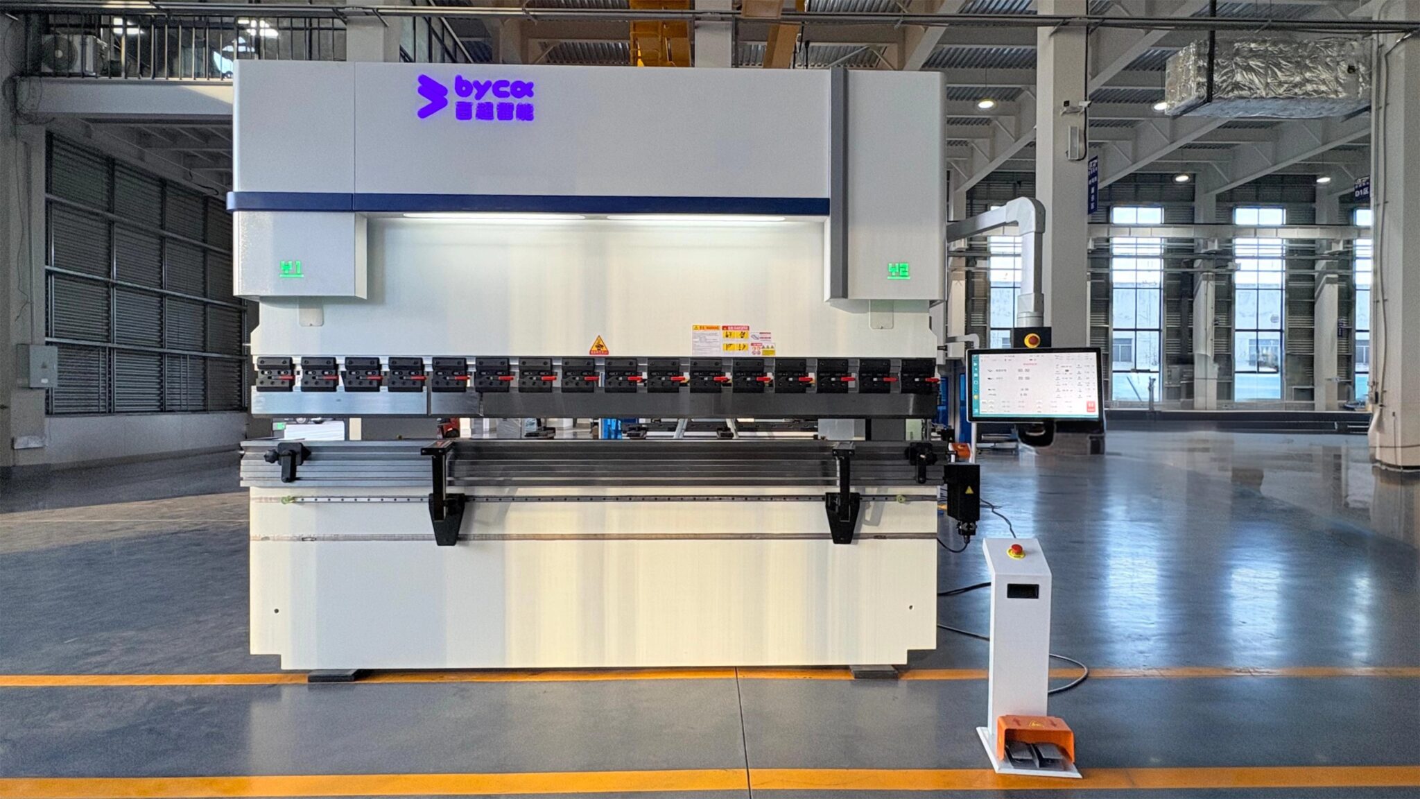 BPA 220T3200 Electro-Hydraulic Synchronous CNC Press Brake Machine – bycamt