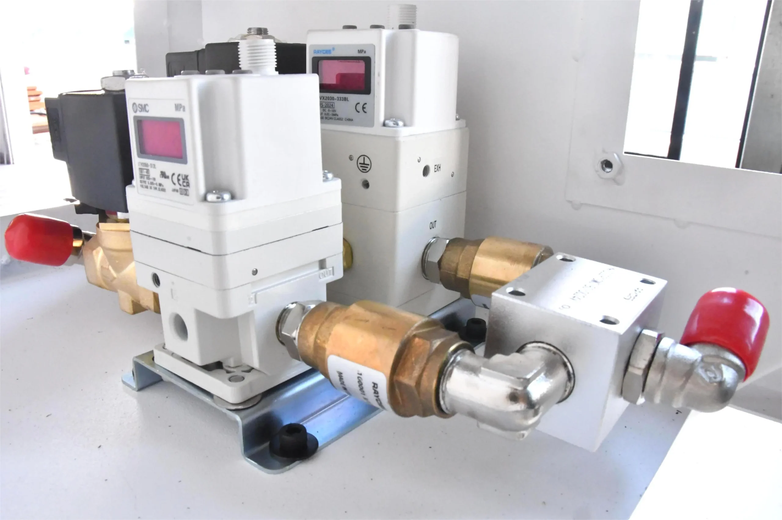 2 Chuck Tube Laser Cutting Machine Pneumatic Valve Block