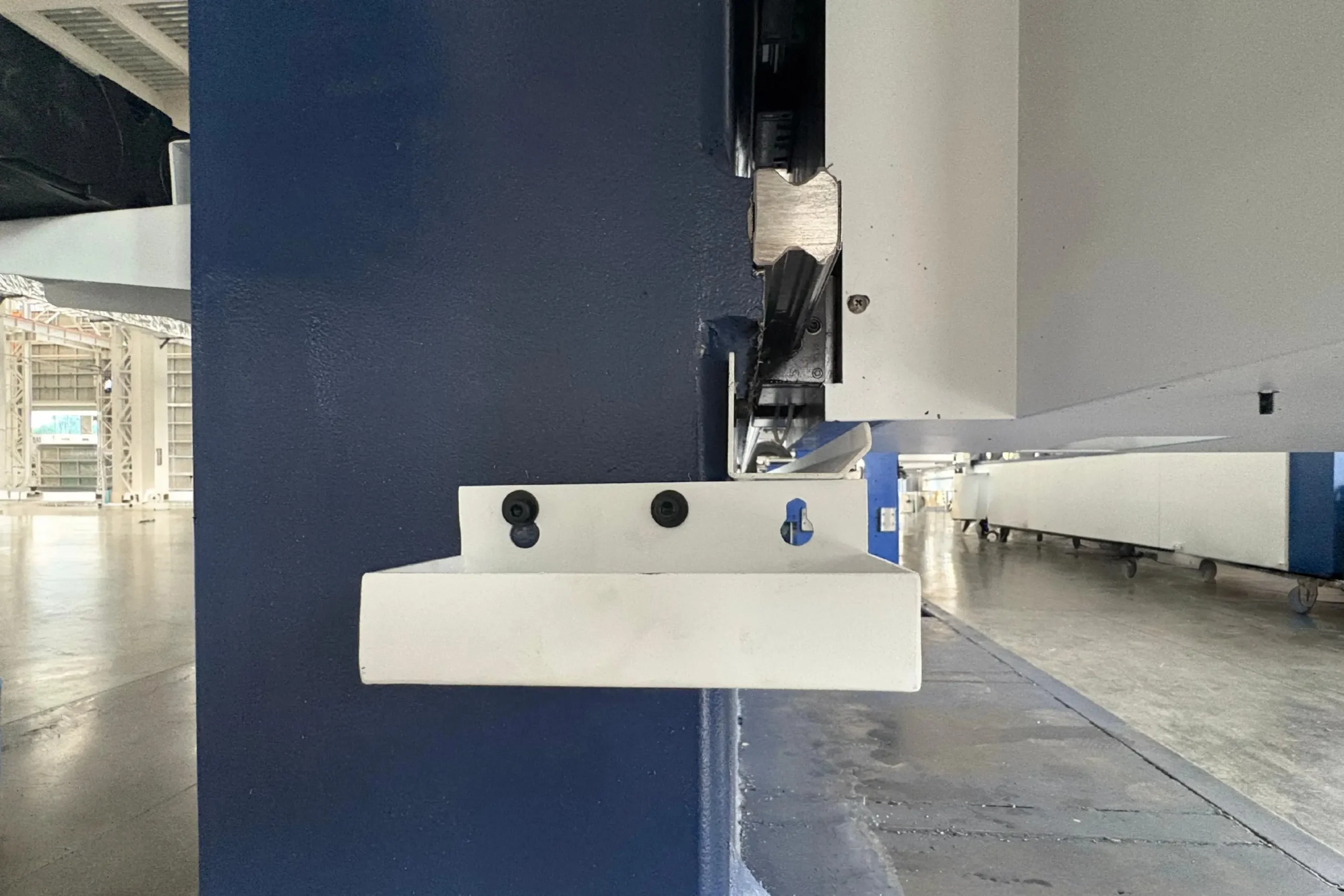 3 Chuck Tube Laser Cutting Machine Oil Collection Device