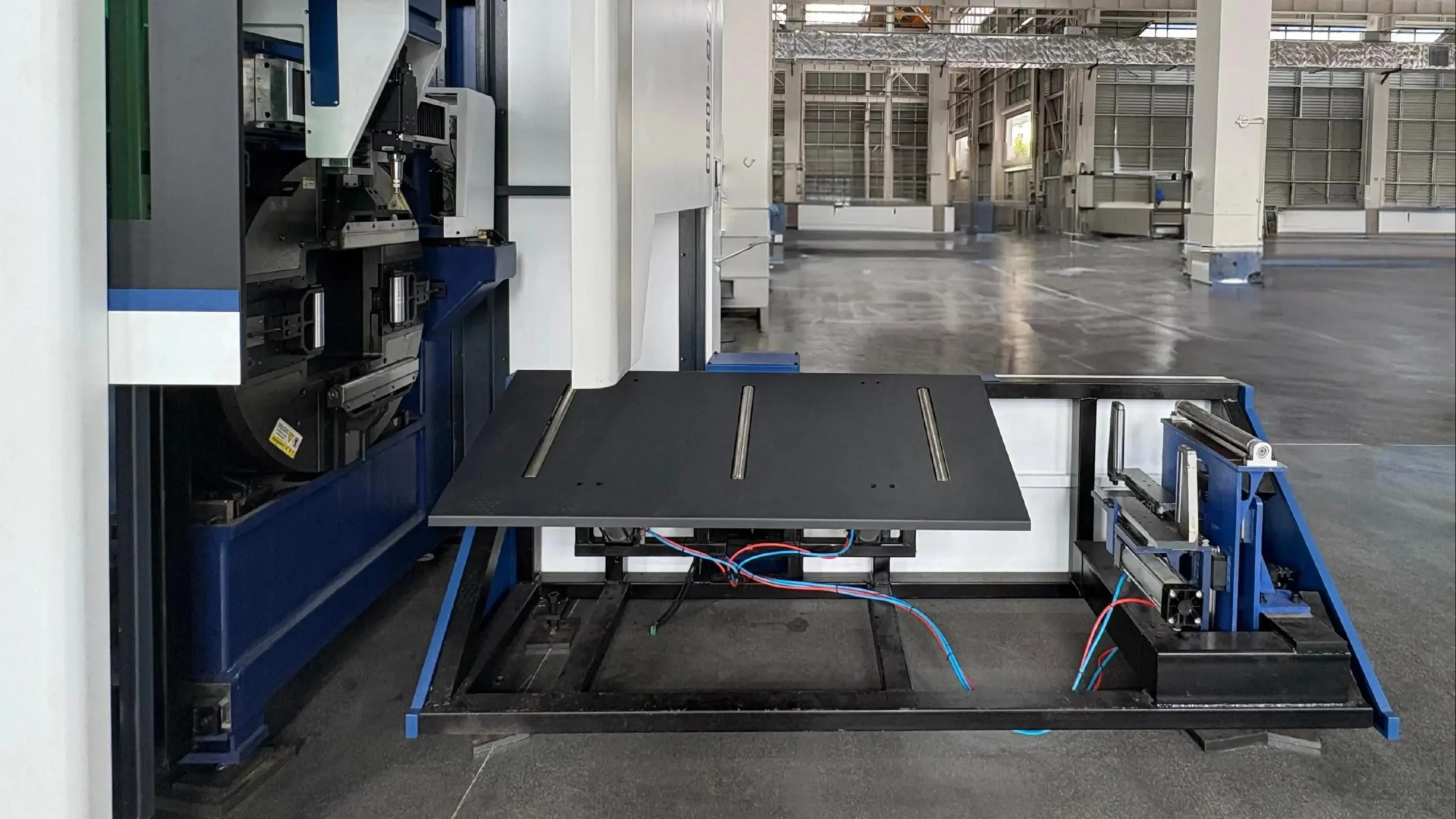 3 Chuck Tube Laser Cutting Machine Servo Unloading Rack