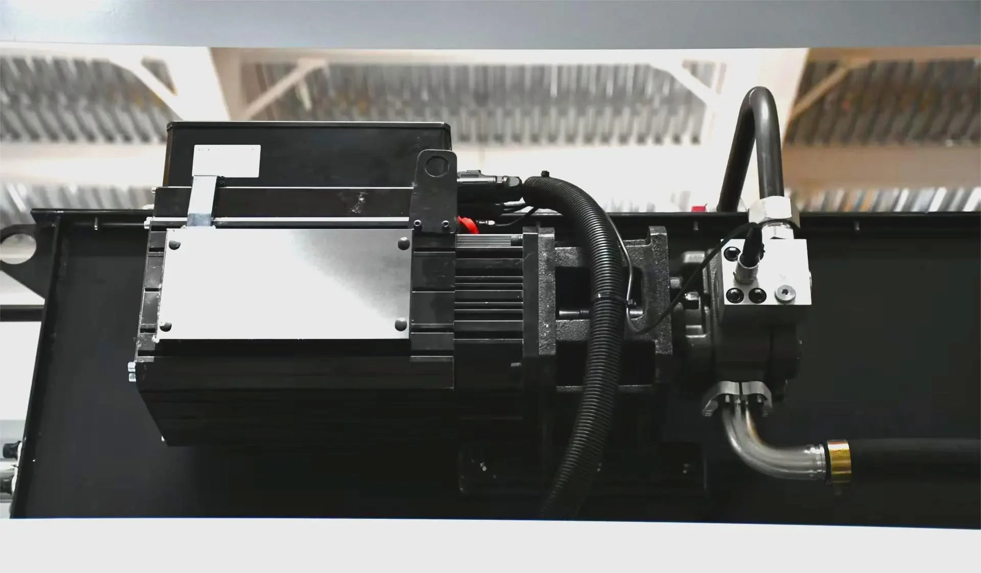 Electric Servo CNC Press Brake Machine Main Servo Motor