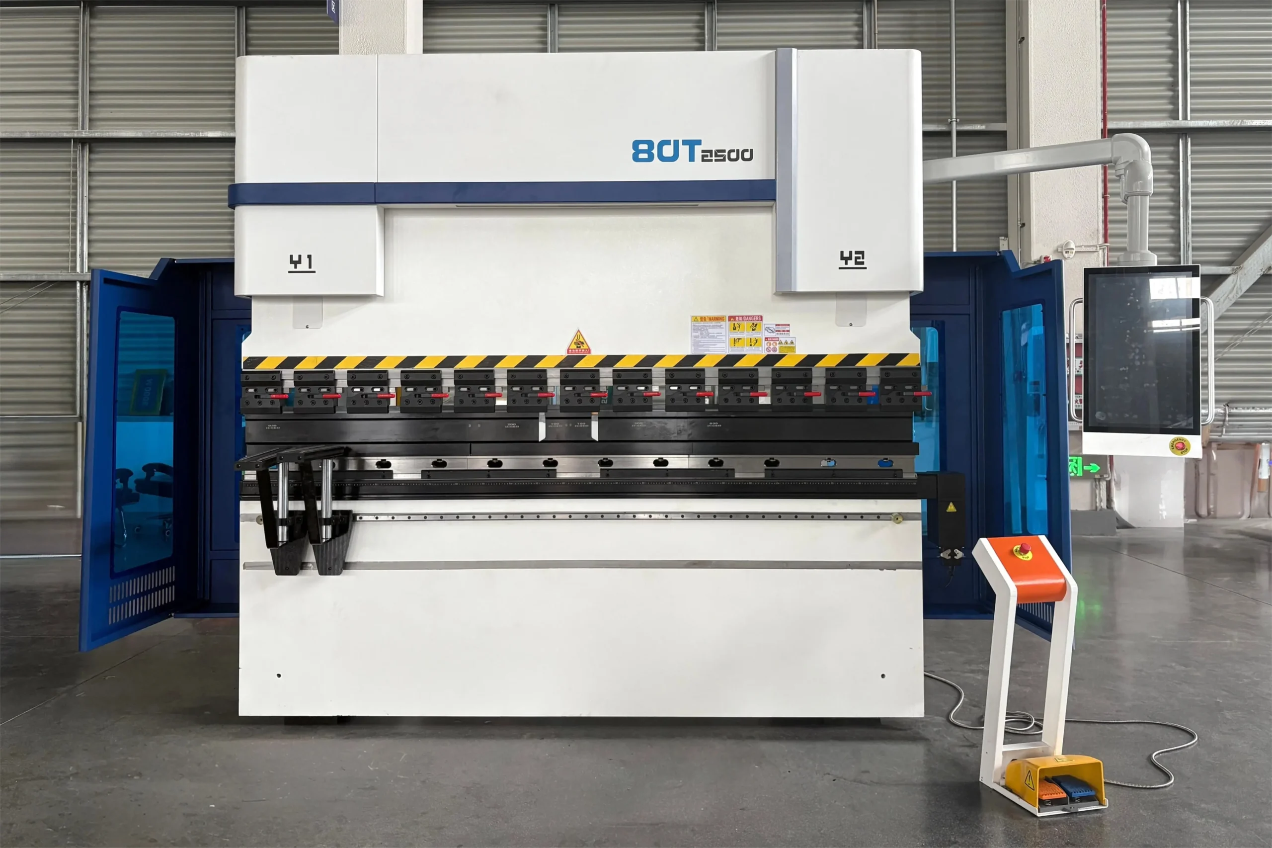 Electro-Hydraulic Synchronous CNC Press Brake Machine Working Table