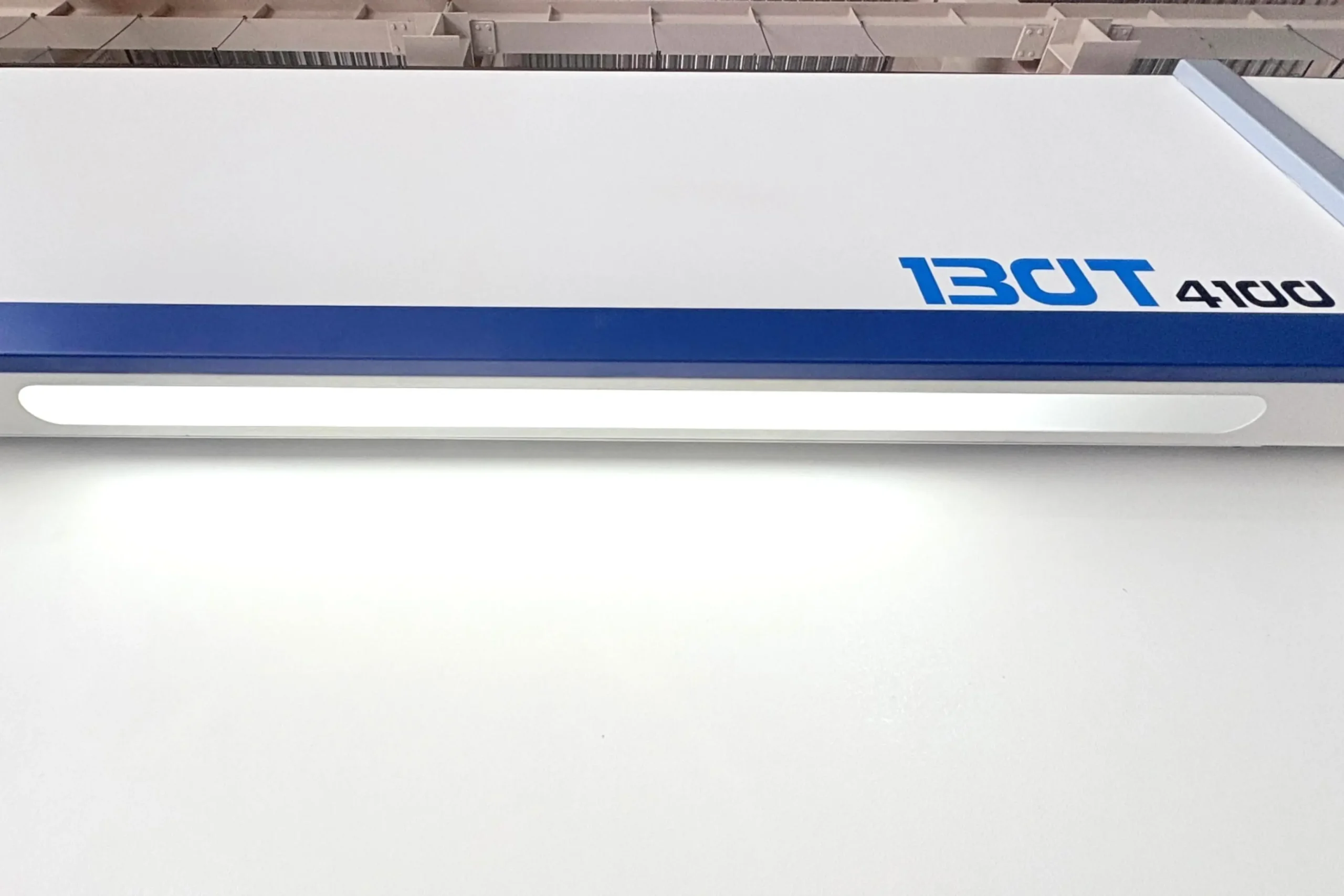 Gantry Frame Servo Electro-Hydraulic CNC Press Brake Machine LED Work Area Light