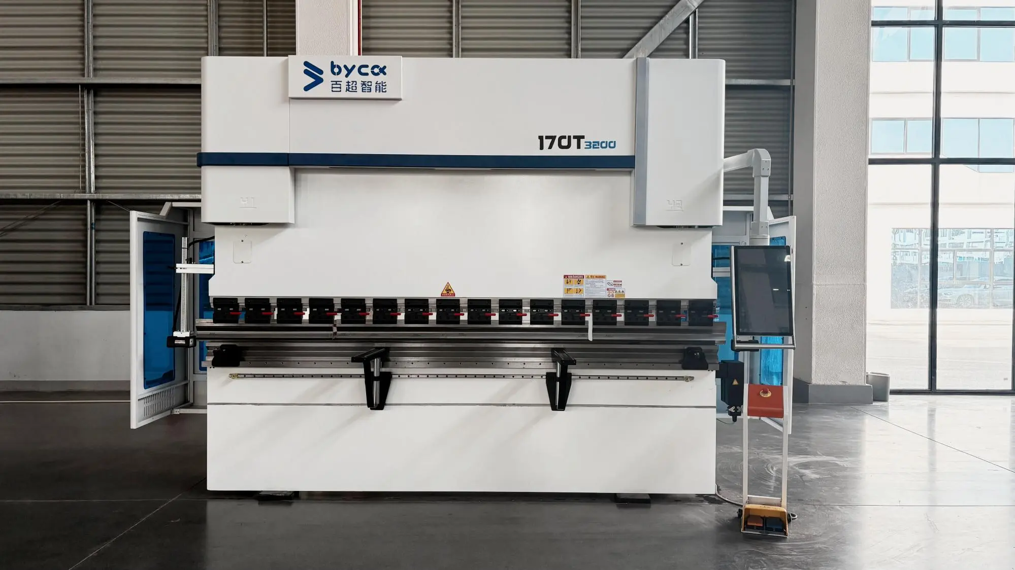 Servo Electro-Hydraulic CNC Press Brake Machine Working Table